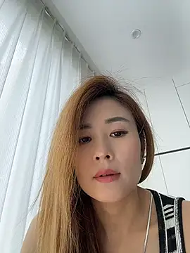 okgirl_23 在線直播表演