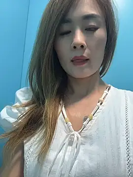 okgirl_23 在線直播表演