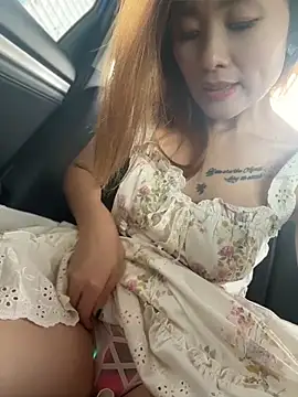 okgirl_23 Adlı Modelin Canlı XXX Sohbeti