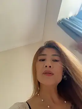 okgirl_23's Webcam Show
