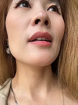 okgirl_23 Show Webcam