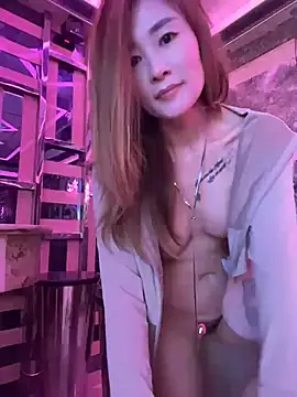 okgirl_23 Show Webcam