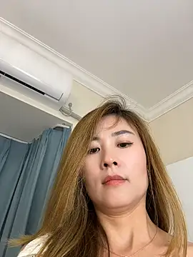 okgirl_23 Adlı Modelin Canlı XXX Sohbeti