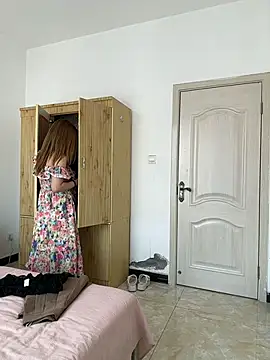 okgirl_23 Show Webcam