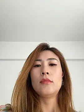 okgirl_23 Show Webcam