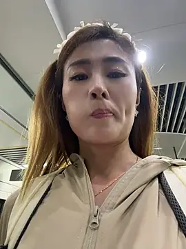 okgirl_23 élő XXX-chatje