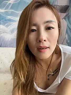 okgirl_23 Show Webcam
