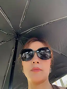 okgirl_23's Live XXX Chat
