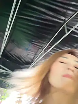 okgirl_23's Live XXX Chat