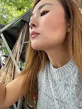 okgirl_23's Webcam Show