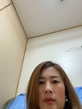 okgirl_23 Show Webcam