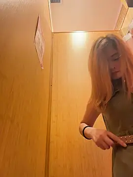 okgirl_23 网络视讯表演