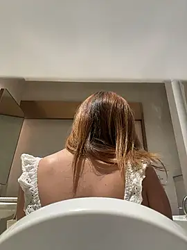Chat XXX en directo de okgirl_23