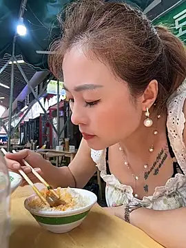 okgirl_23's Live XXX Chat