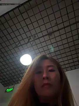 okgirl_23 网络视讯表演