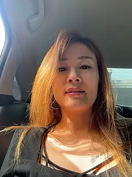 okgirl_23 Show Webcam
