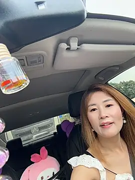 okgirl_23 Show Webcam