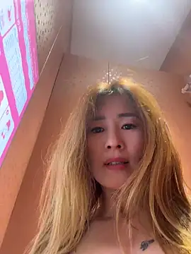Chat +18 de okgirl_23 ao vivo