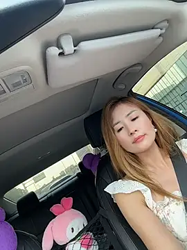 Czat XXX na żywo – okgirl_23