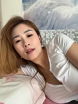okgirl_23 XXX чат на живо