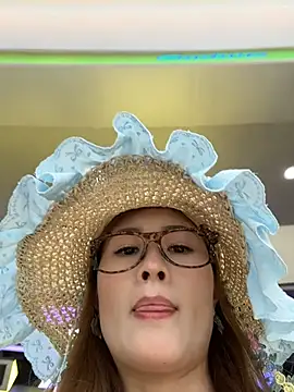 Show de okgirl_23 na webcam