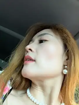 okgirl_23's Webcam Show