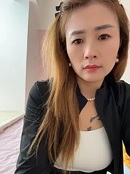 okgirl_23 XXX чат на живо