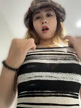 okgirl_23's Live XXX Chat