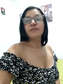 Chat +18 de Casandra_inthemorning ao vivo
