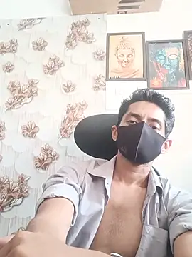 הופעת וובקאם של BlackkCrab