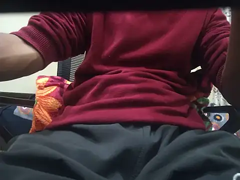 BlackkCrab 即時 XXX 聊天