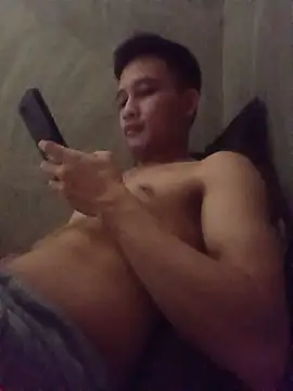 LungedTylenol Show Webcam