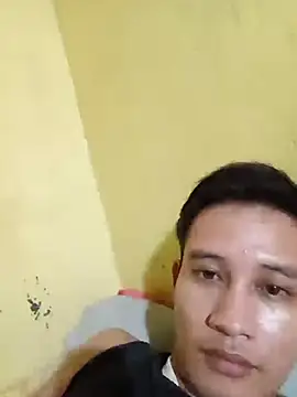 YourAsianSlave 在線直播表演