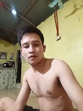 YourAsianSlave Show Webcam