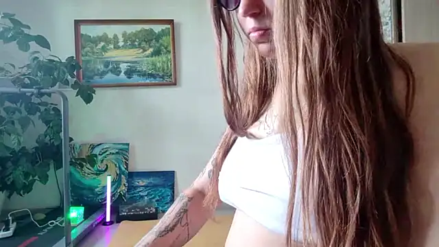 Show de DainaCampagnini na webcam
