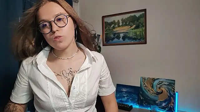 DainaCampagnini Adlı Modelin Canlı XXX Sohbeti