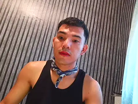 DivesOmnibus 在線直播表演