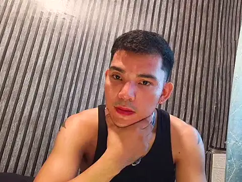 DivesOmnibus 网络视讯表演