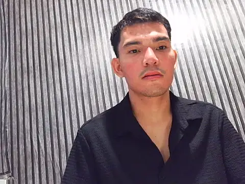 DivesOmnibus Pertunjukan Webcam