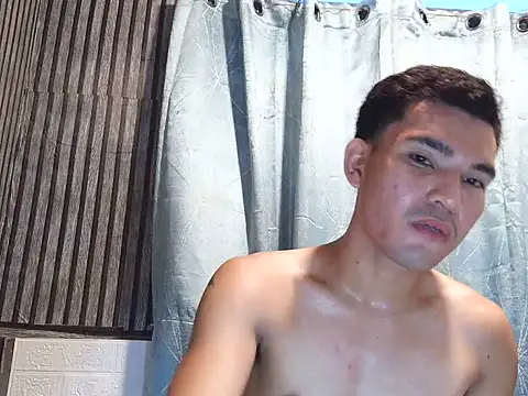 moremoreguys 网络视讯表演