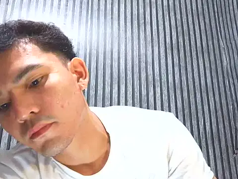 moremoreguys 网络视讯表演