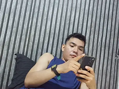 moremoreguys Pertunjukan Webcam