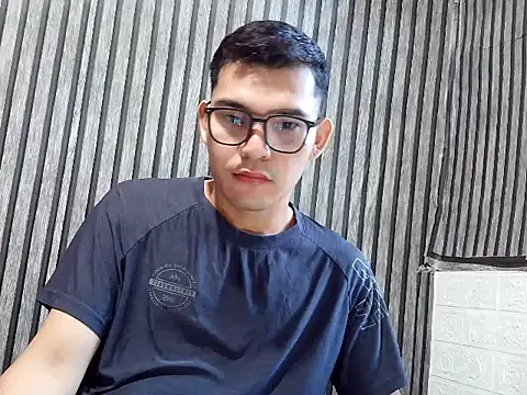 moremoreguys Pertunjukan Webcam
