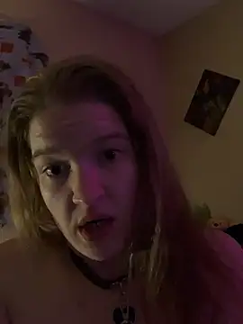 Freakydeafgirl: διαδικτυακό σόου στην κάμερα