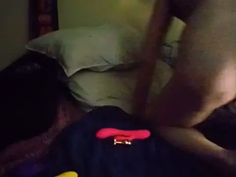 Freakydeafgirl 网络视讯表演