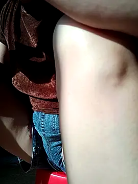 -Tara-a Show Webcam