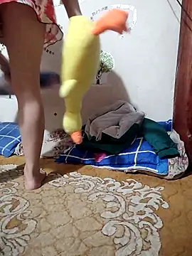 -Tara-a Adlı Modelin Canlı XXX Sohbeti