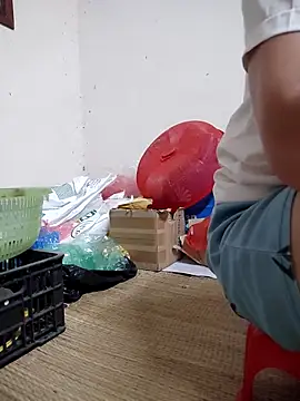 -Tara-a – Naživo chatovacia miestnosť