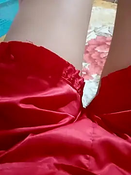 -Tara-a's Live XXX Chat