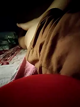 -Tara-a's Live XXX Chat